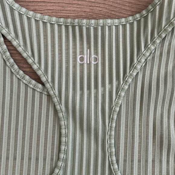 ALO Yoga Green Sheer Ribbed Tank Top - Picture 2 of 5
